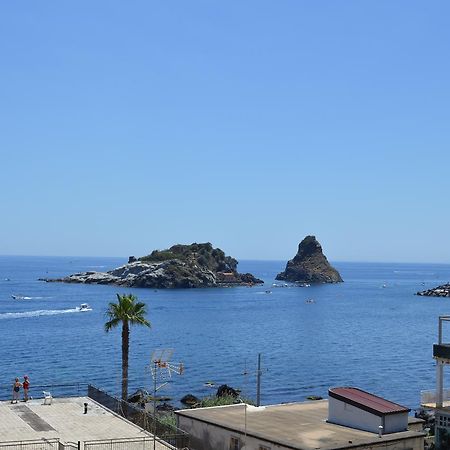 B&B Ciclopi Aci Castello Eksteriør billede