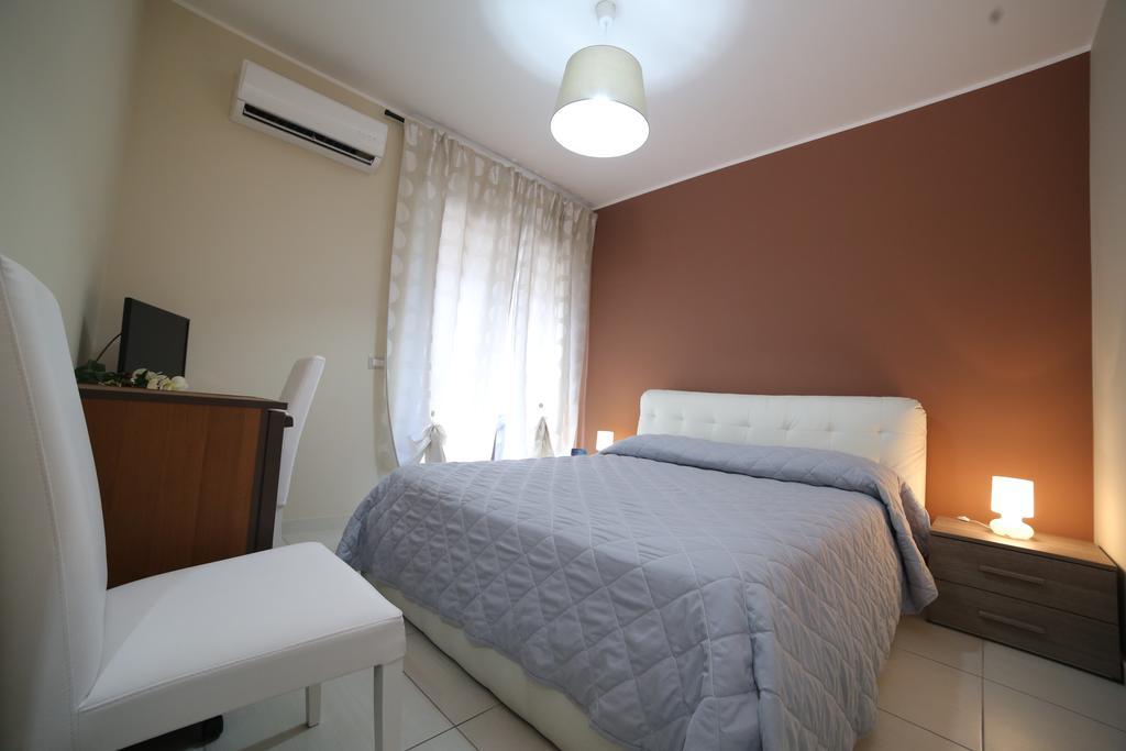 B&B Ciclopi Aci Castello Eksteriør billede