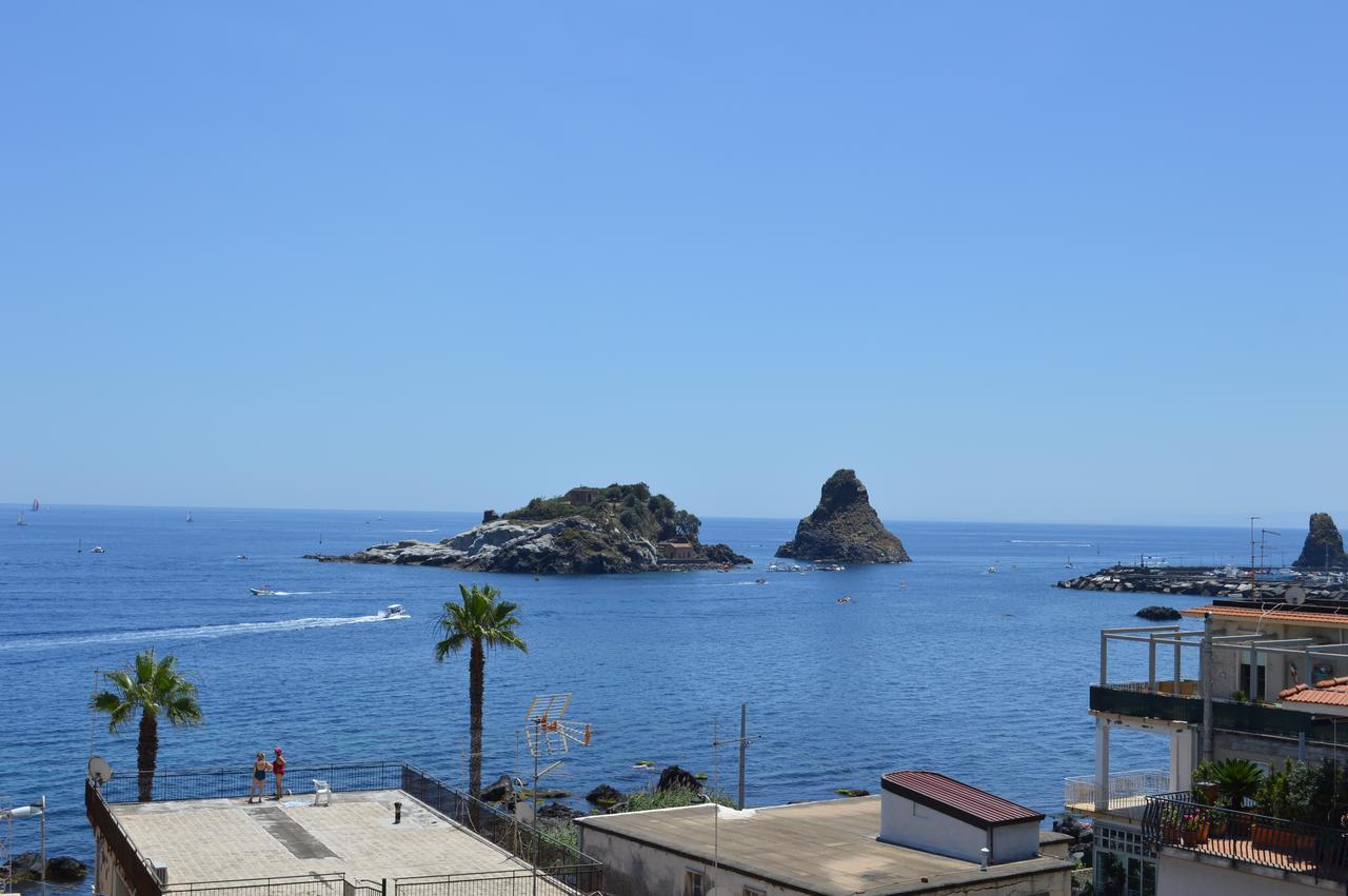 B&B Ciclopi Aci Castello Eksteriør billede