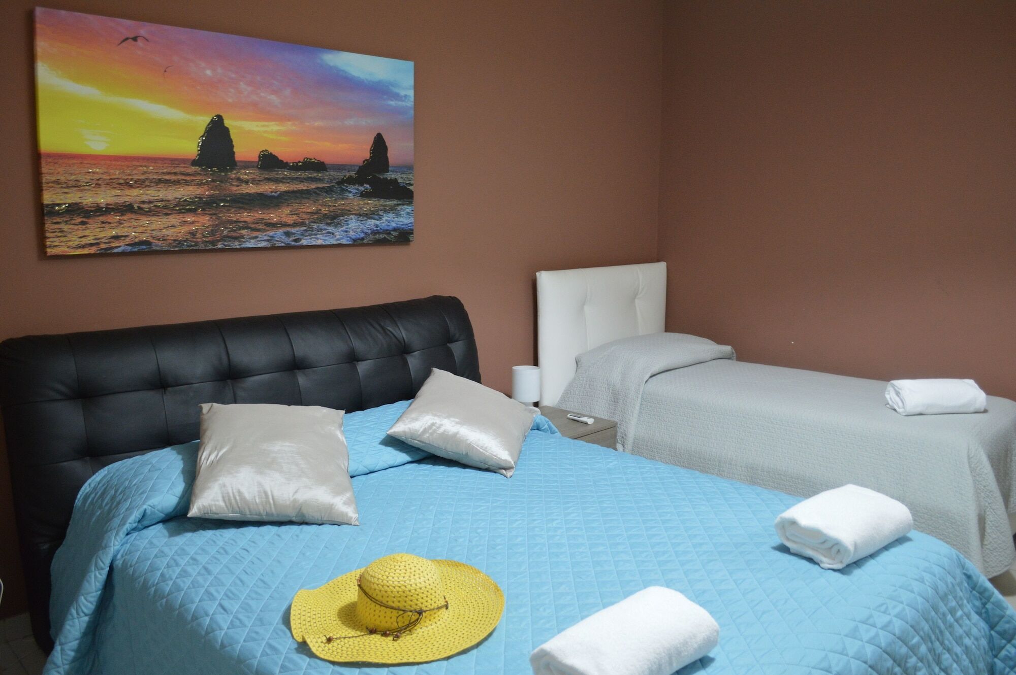 B&B Ciclopi Aci Castello Eksteriør billede